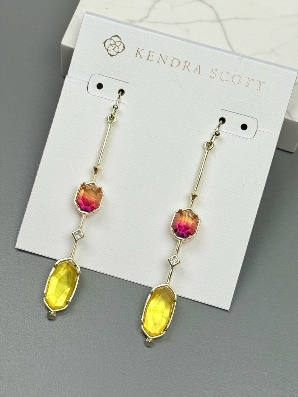 Kendra Scott Mary Gene Gold Linear Earrings in Yellow MOP & Rainbow Illusion